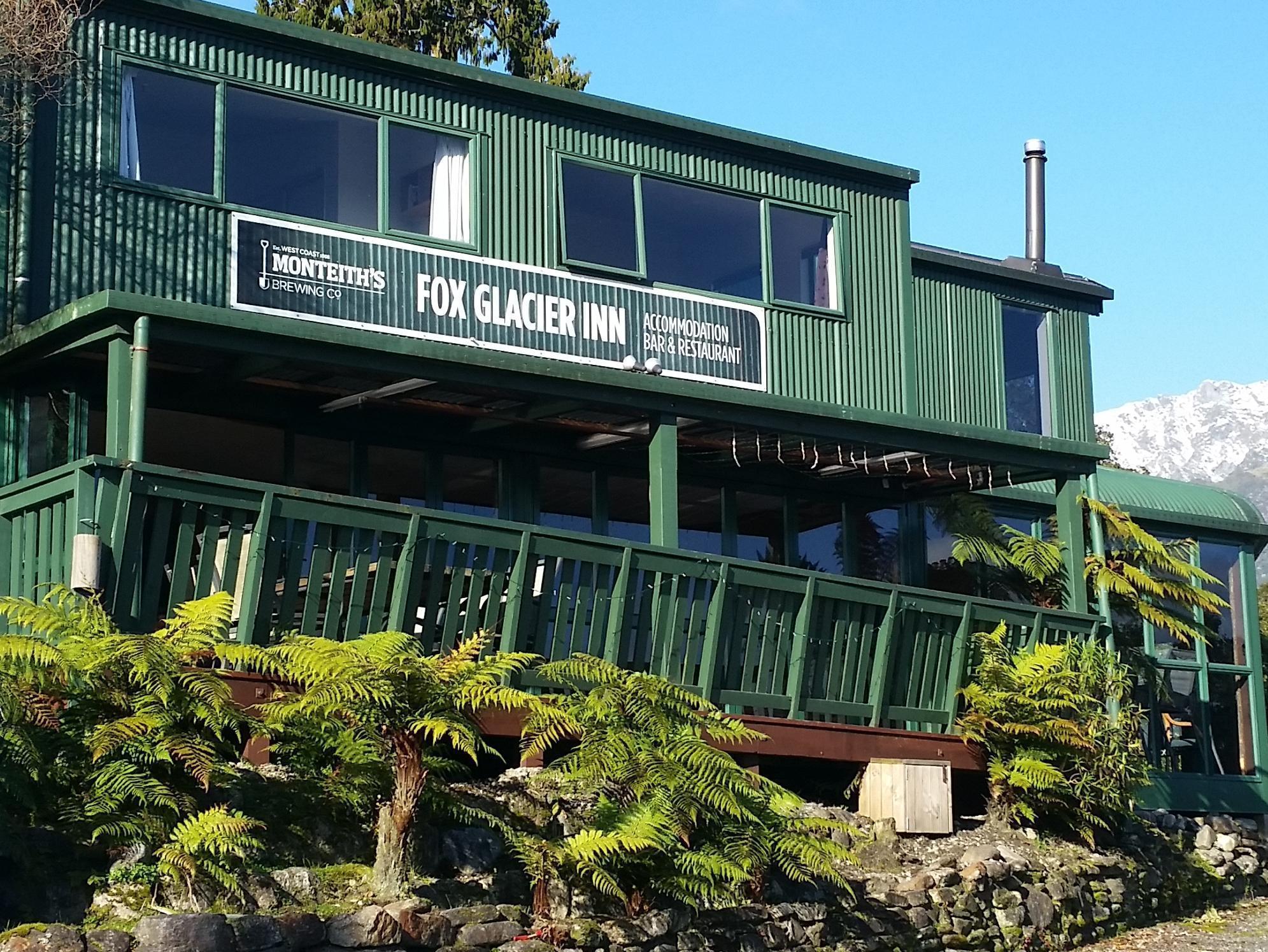 Fox Glacier Pod Hostel & Inn Bagian luar foto
